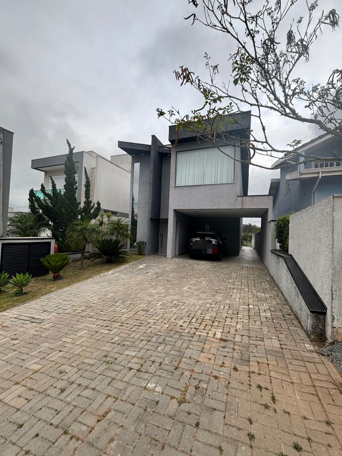Sobrado com vista diferenciada, condomínio Brisas