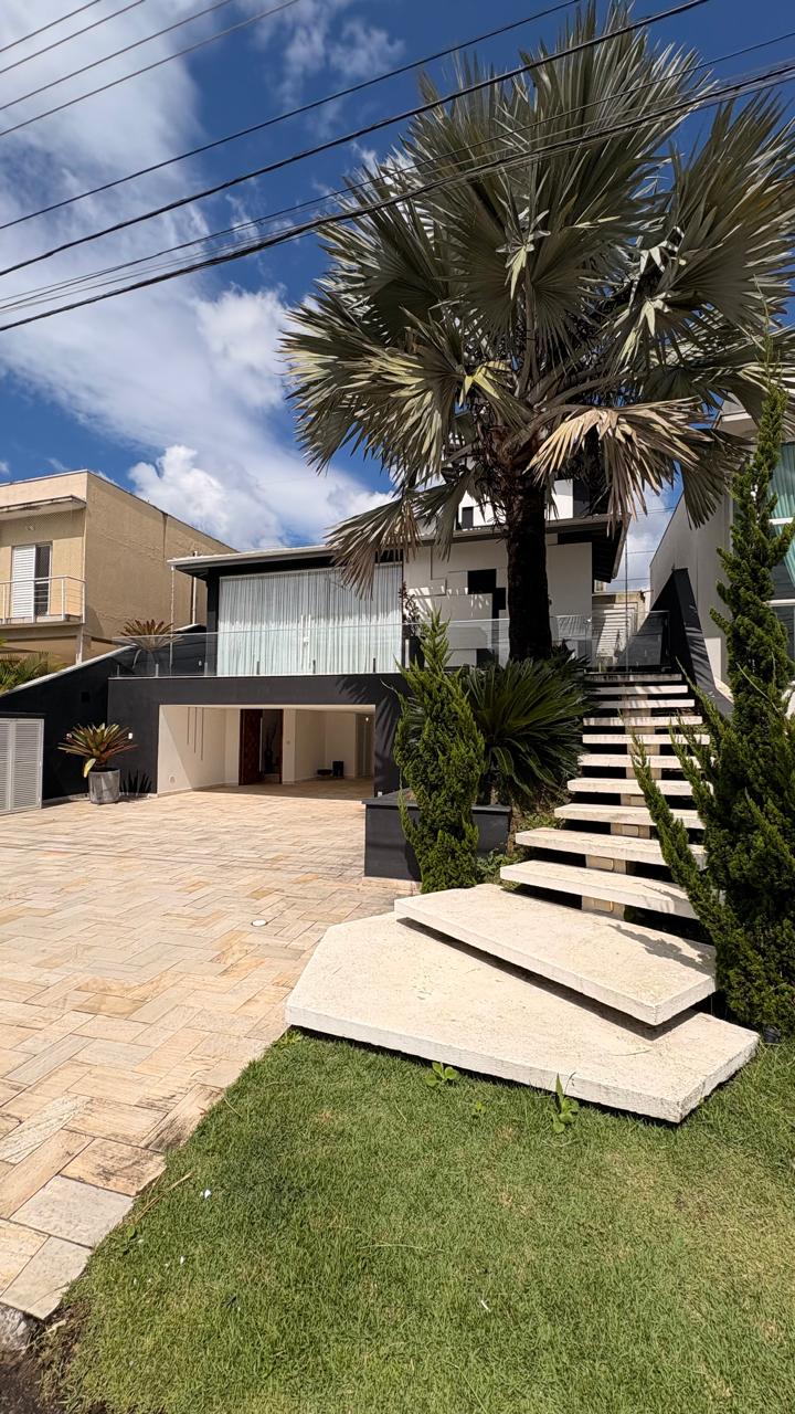 Maravilhoso sobrado, com acabamentos incríveis, condomínio Eco Park 